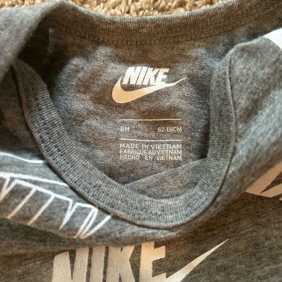 Nike Onesie Bundle - Picture 3 of 5